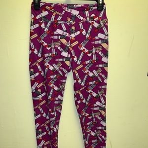Lula Roe Lipstick Leggings